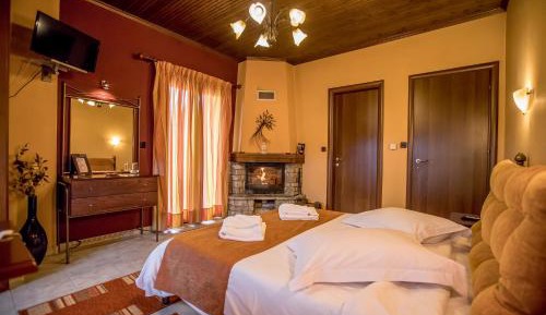 Althea - Double Room with Lake View and Fireplace