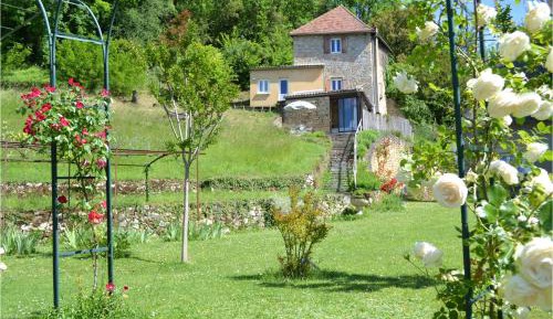 Two-Bedroom Holiday Home