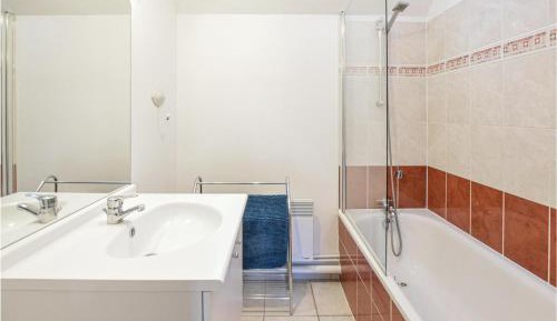 Four-Bedroom Holiday Home