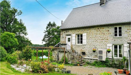 One-Bedroom Holiday Home