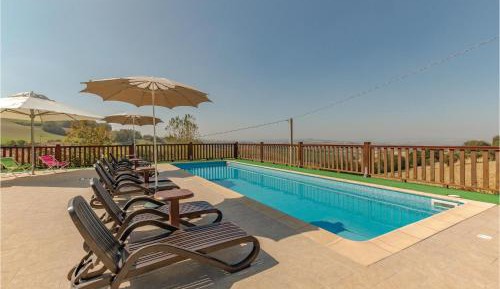 Three-Bedroom Holiday Home 