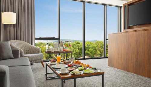 King Suite with Sofa Bed