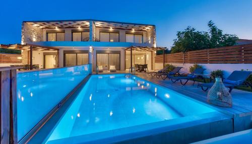 Villa with Private Pool