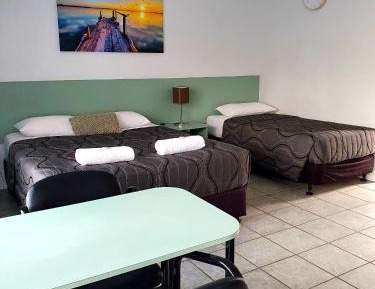 Deluxe Queen Room
