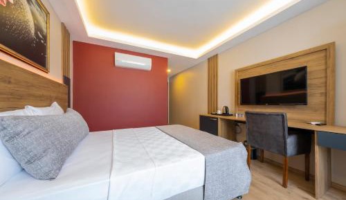 Large Double Room