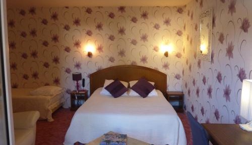 Economy Triple Room
