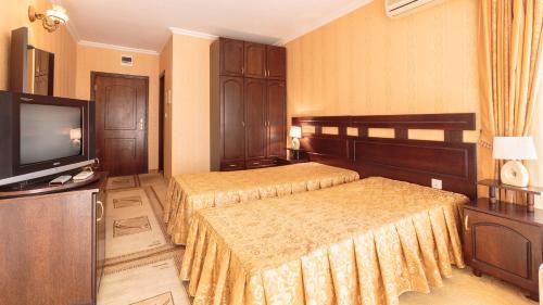 Double or Twin Room with Balcony