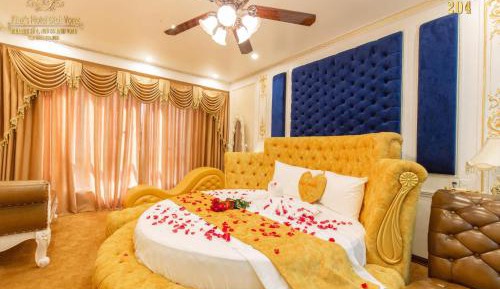 King Suite with Spa Bath