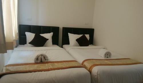 Small Twin Room