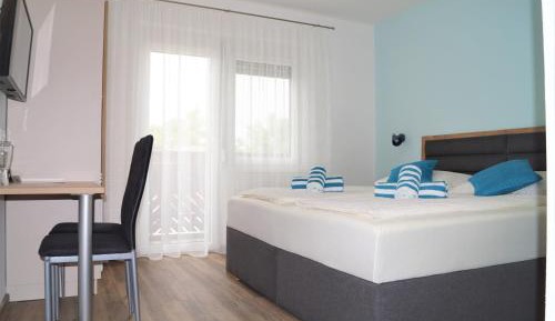 Double Room with Lake View