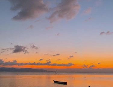Bungalow with Sea View