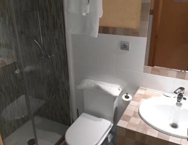 Comfort Single Room with Shower
