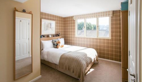 Deluxe Double Room with Shower