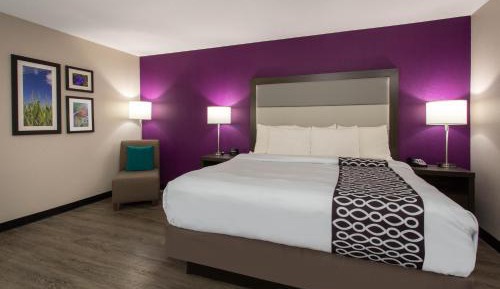 Queen Room - Mobility Access/Non-Smoking