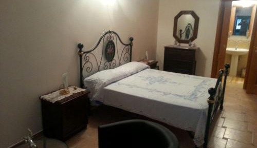 Deluxe Double Room with Extra Bed