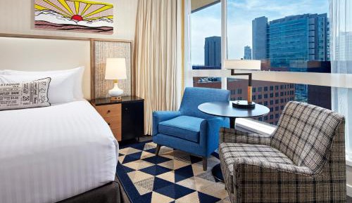Cool King Room