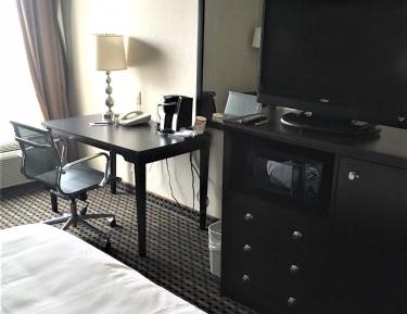 Standard King Room - Non Smoking