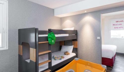 Standard Suite with One Double Bed and Two Single Beds