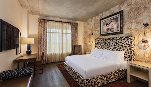 Standard King Room