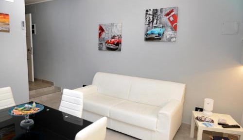 One-Bedroom Apartment- Split Level