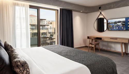 Twin / Double Room with Inland View