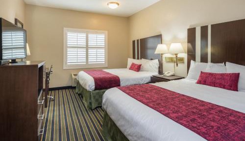 Queen Room with Two Queen Beds - Non-Smoking