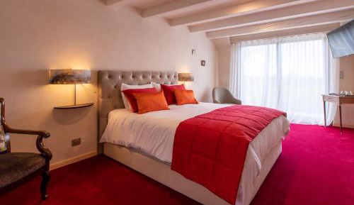 Deluxe Double Room with Shower