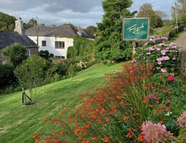 Apartment with Terrace - The Lower Mill