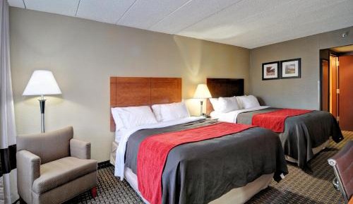 Queen Room with Two Queen Beds - Non-Smoking