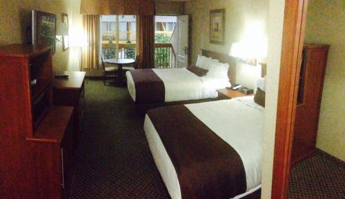Queen Room with Two Queen Beds