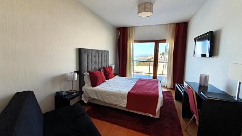 Double/Twin Room with Sea View