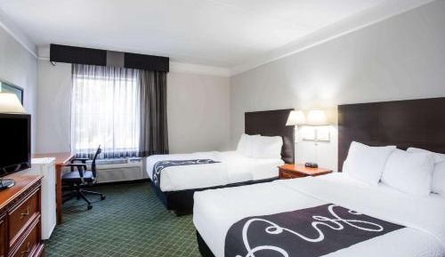 Deluxe Double Room with Two Double Beds