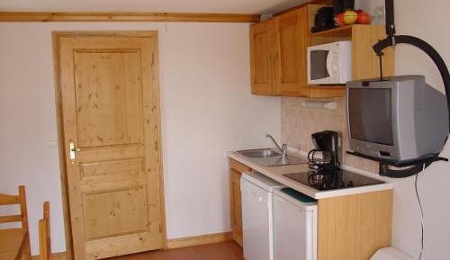 Two-Bedroom Apartment (8 Adults)