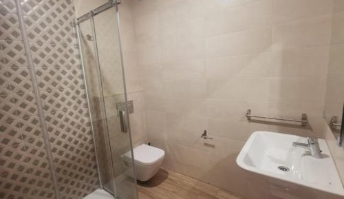 Deluxe Double Room with Shower