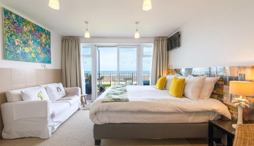 Deluxe Double Room with Personal Terrace and Sea View