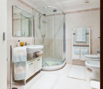 Twin Room with Bathroom