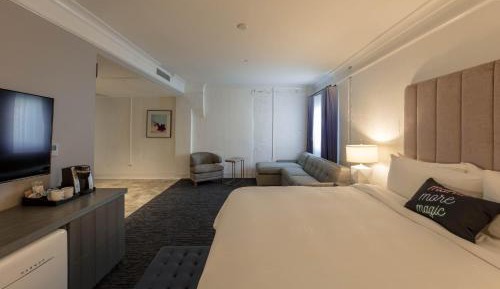 King Suite