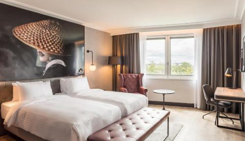 Executive Room - Lounge Access