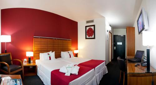 Standard King Room