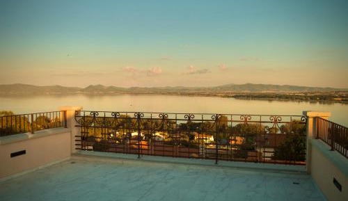 Suite with Lake View