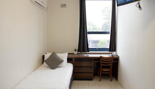 Single Room with Shared Bathroom