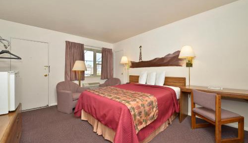 1 Queen Bed Non-Smoking