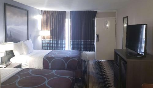 Double Room with Two Double Beds - Mobility Access/Non-Smoking
