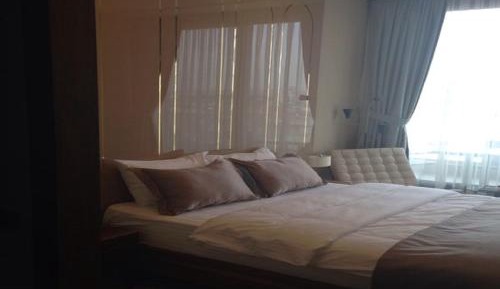 Junior Suite with Balcony