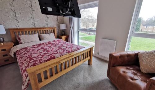 Deluxe King Room