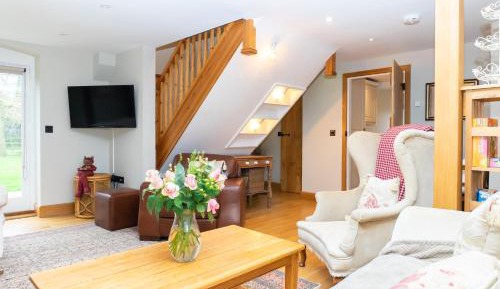 Cottage with Garden View