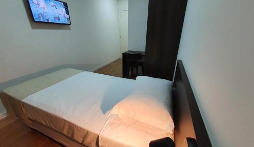 Single Room with Private Bathroom