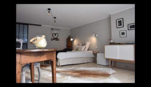 King Room with Mountain View