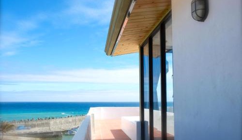 Deluxe Double Room with Balcony and Sea View