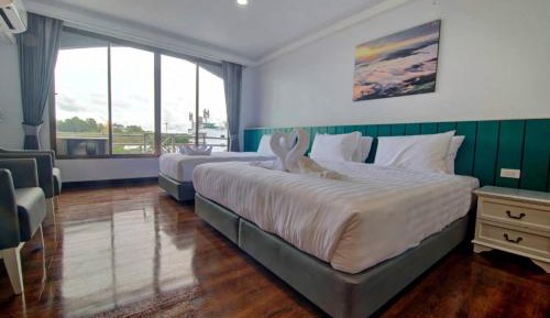 Executive Triple Room